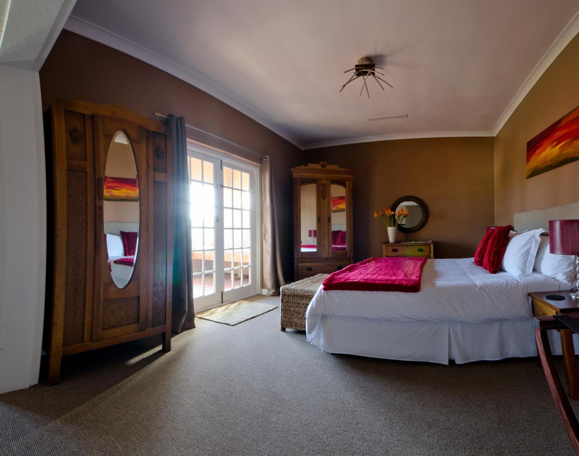 Guest house Costa Rose - No Loadshedding Cape Town